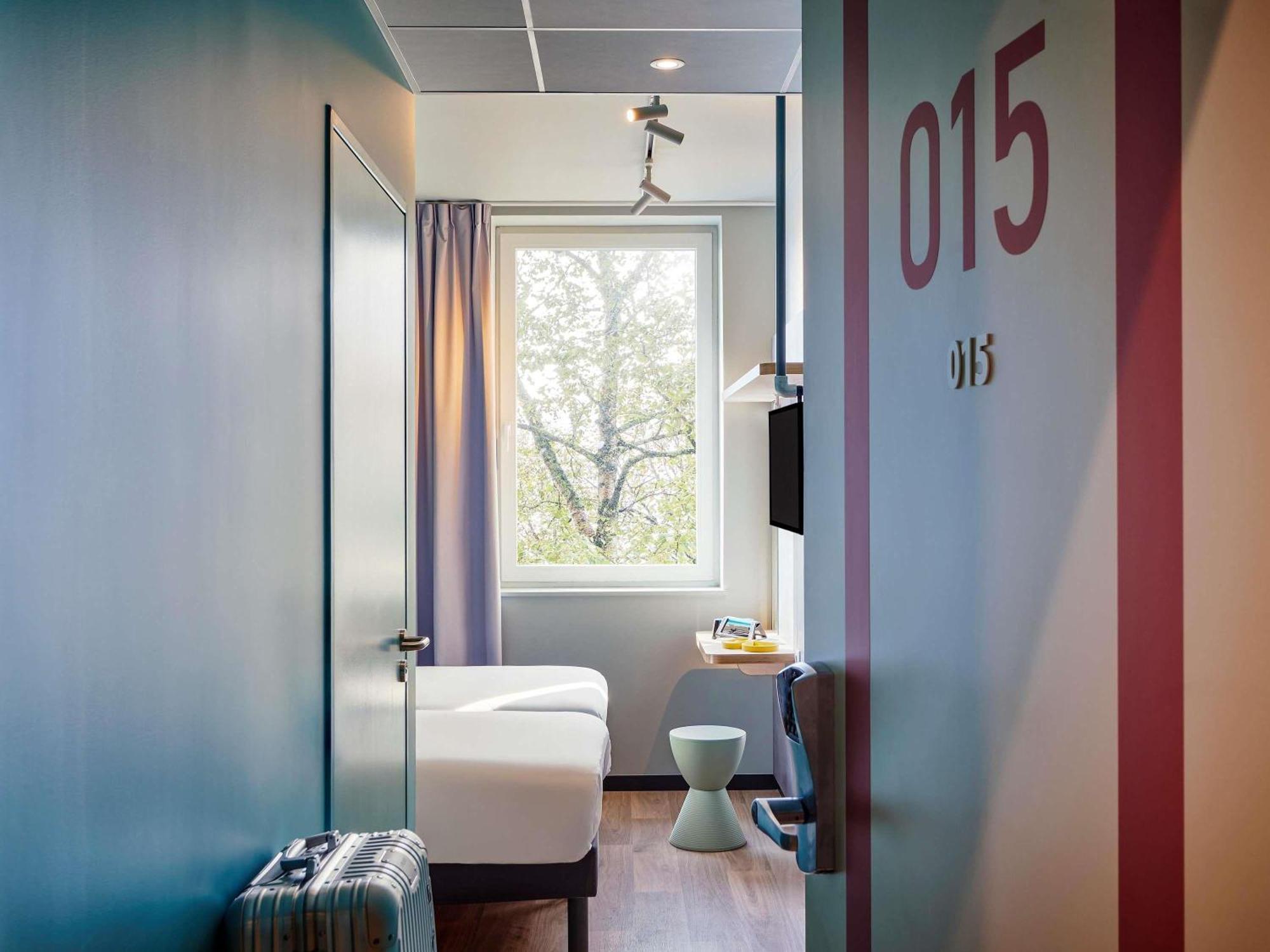 Ibis Budget Tours Sud Chambray-lès-Tours Екстериор снимка
